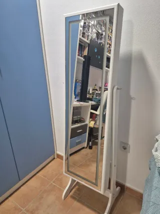 Espejo Joyero de Pie con Luces LED