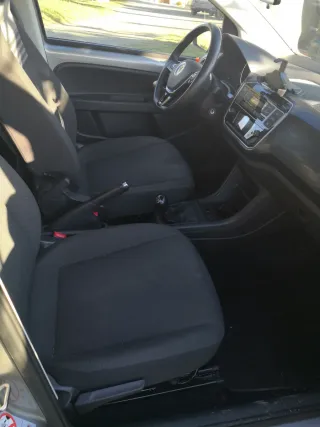 Volkswagen up! 2021