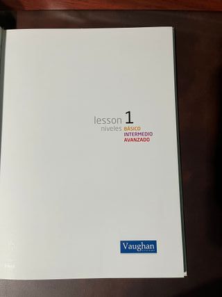 Curso Vaughan Intensive English - Libros