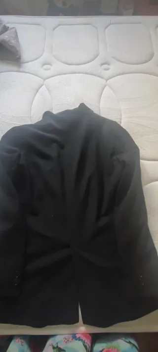 2 americanas (chaquetas) negro y azul