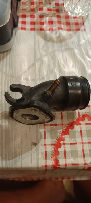 Toberas admisión carburador moto