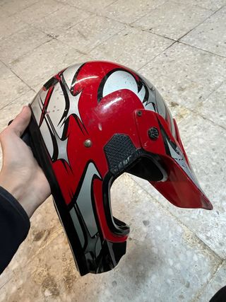 Casco de moto todoterreno