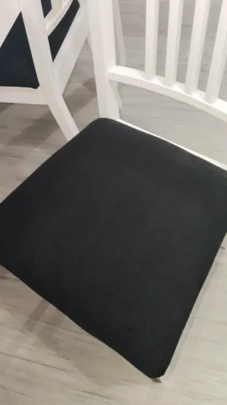 Mesa extensible comedor + 4 sillas Ikea