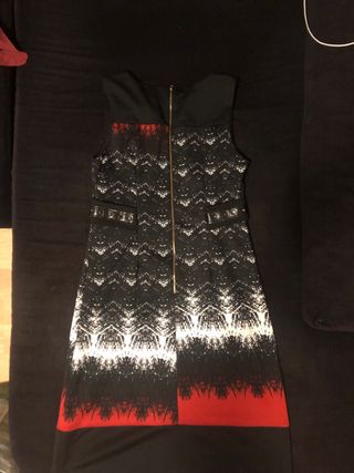Vestido Negro y Rojo Talla L