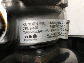 Bomba direccion Mercedes A0024667601