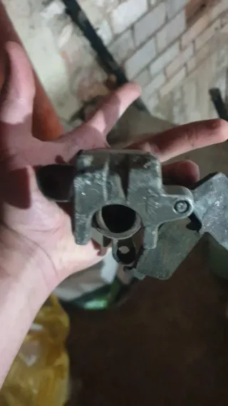 Careta Gas Gas y Pinza Freno Trasera