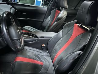 Lexus UX 250h f sport 4WD