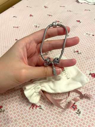 Pulsera Pandora Original + 3 Charms originales