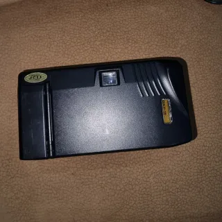 Yashica T3 Cámara Compacta Negra