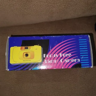 Yashica T3 Cámara Compacta Negra