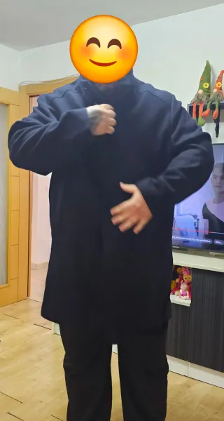 Abrigo hombre ,largo, con chaleco incorporado.