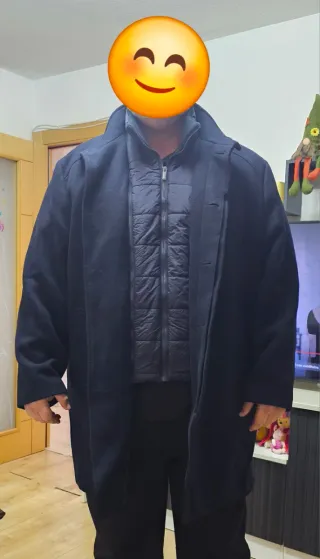 Abrigo hombre ,largo, con chaleco incorporado.
