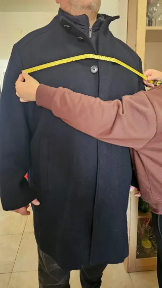 Abrigo hombre ,largo, con chaleco incorporado.