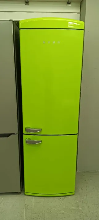 Nevera Combi Verde SVAN NO FROST ENERGÍA A+