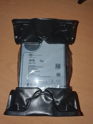 Disco Duro Seagate 16TB Exos X16 Nuevo