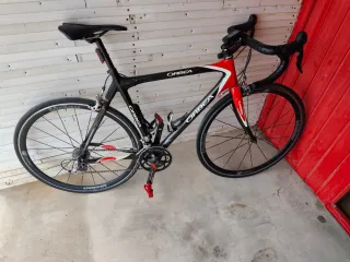 Bicicleta de carretera Orbea Roja