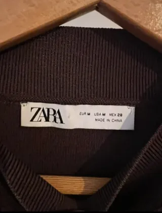 Vestido cut out marrón Zara