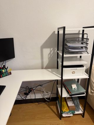 Escritorio de esquina blanco