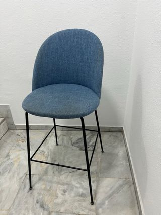 Silla Alta Azul Tapizada