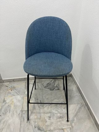 Silla Alta Azul Tapizada