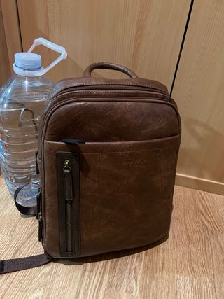 Mochila El Potro Marrón Nueva compacta pequeña