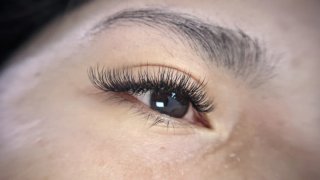 Extensiones de pestañas