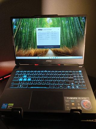 MSI CYBORG 15 A13V Portátil Gaming