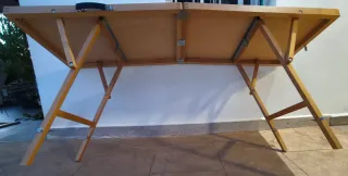 Camilla de masaje plegable.