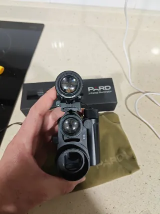 Visor Nocturno Pard Linterna inflarojos pard