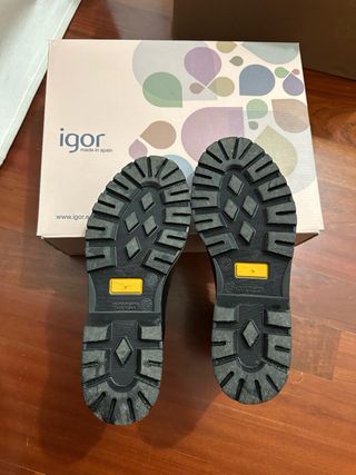 Botines de agua de color negro - Igor