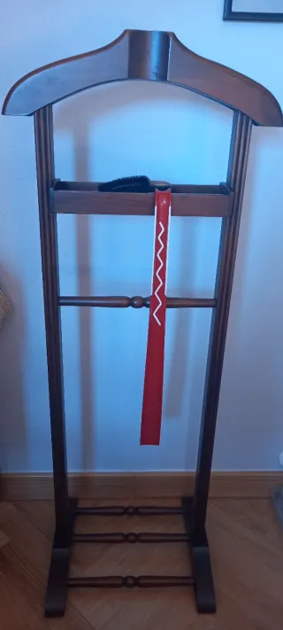 Perchero de pie Mayordomo