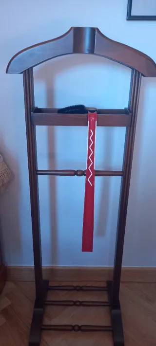 Perchero de pie Mayordomo