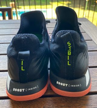 Zapatillas Adidas Negras y Blancas de balonmano