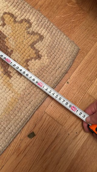 Alfombra de lana con flores