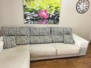 Sofá Cheslong Beige y Blanco