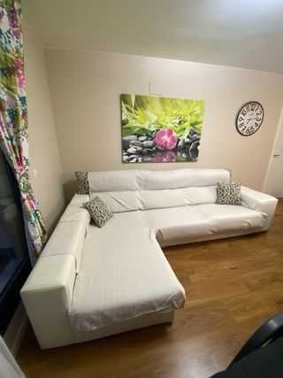 Sofá Cheslong Beige y Blanco