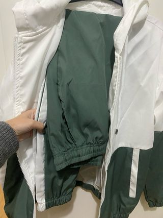 Cortavientos Talla S Blanco y Verde