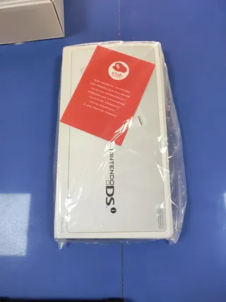 Nintendo dsi a estrenar