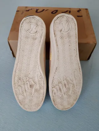 Zapatillas lunares estilo converse