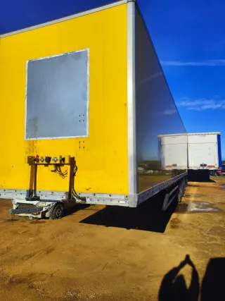 Busco manitas  chapista en Zaragoza para arreglar