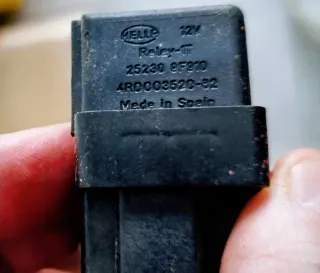 Relé Nissan Terrano 2 / Ford Maverick