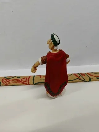 Figura Julio César Emperador Romano Astérix Plasto