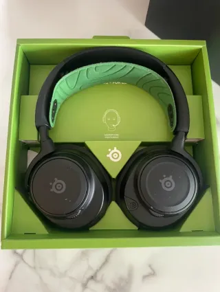 SteelSeries Arctis Nova 7X