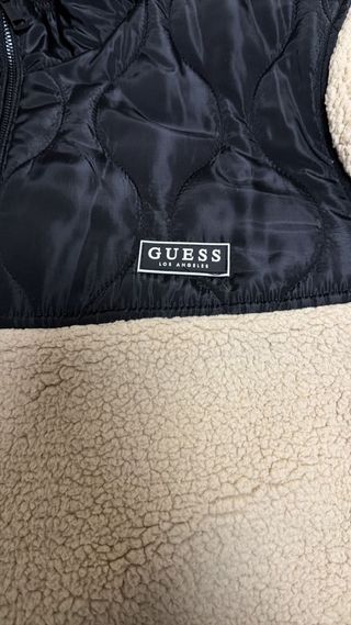 Chaqueta Guess Beige y Negra Talla M
