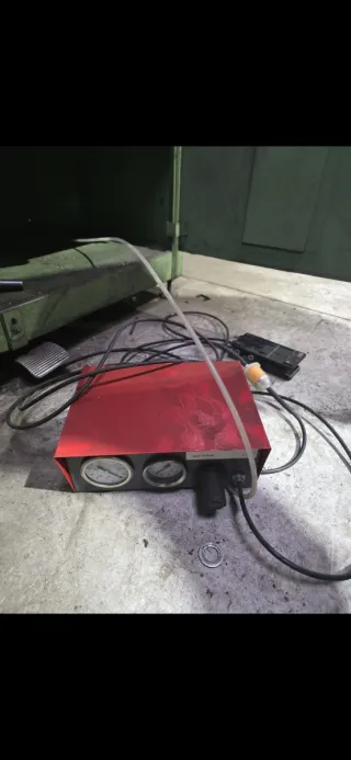 Rectificadora de Asientos de Válvulas Sunnen