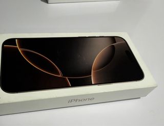 iPhone 16 Pro Max 256GB Dorado