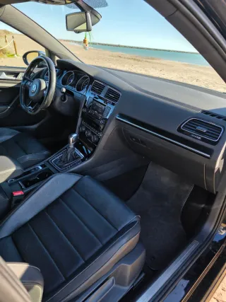 Volkswagen Golf R300