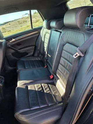 Volkswagen Golf R300