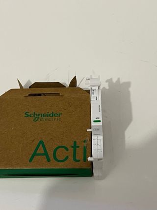 Contacto auxiliar Schneider IEC/EN 60947-5-1