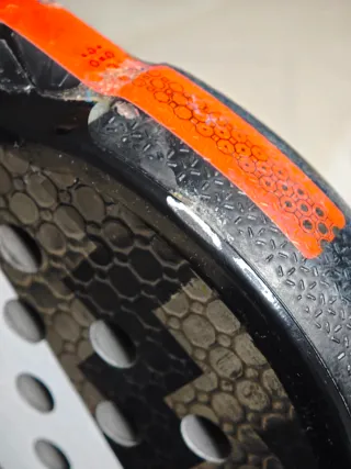 Adidas Metalbone, Ale Galán